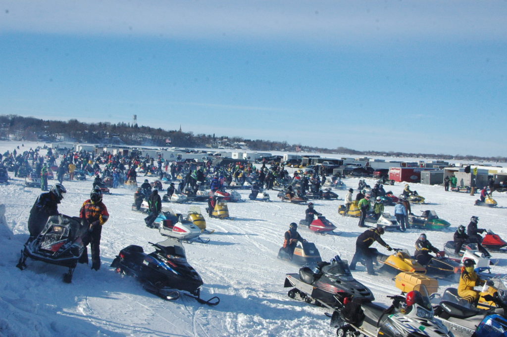 We Ride Old School to the World’s Largest Vintage Event – The Waconia Ride In