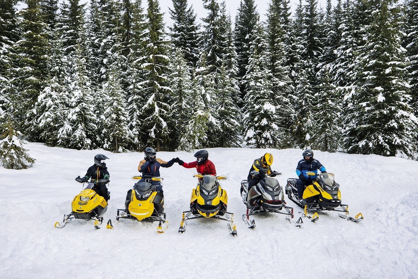 SKI-DOO UNVEILS THE CUTTING-EDGE REV GEN5 PLATFORM AND DEBUTS NEW MODELS FOR YOUNG RIDERS SKI-DOO UNVEILS THE CUTTING-EDGE REV GEN5 PLATFORM AND DEBUTS NEW MODELS FOR YOUNG RIDERS